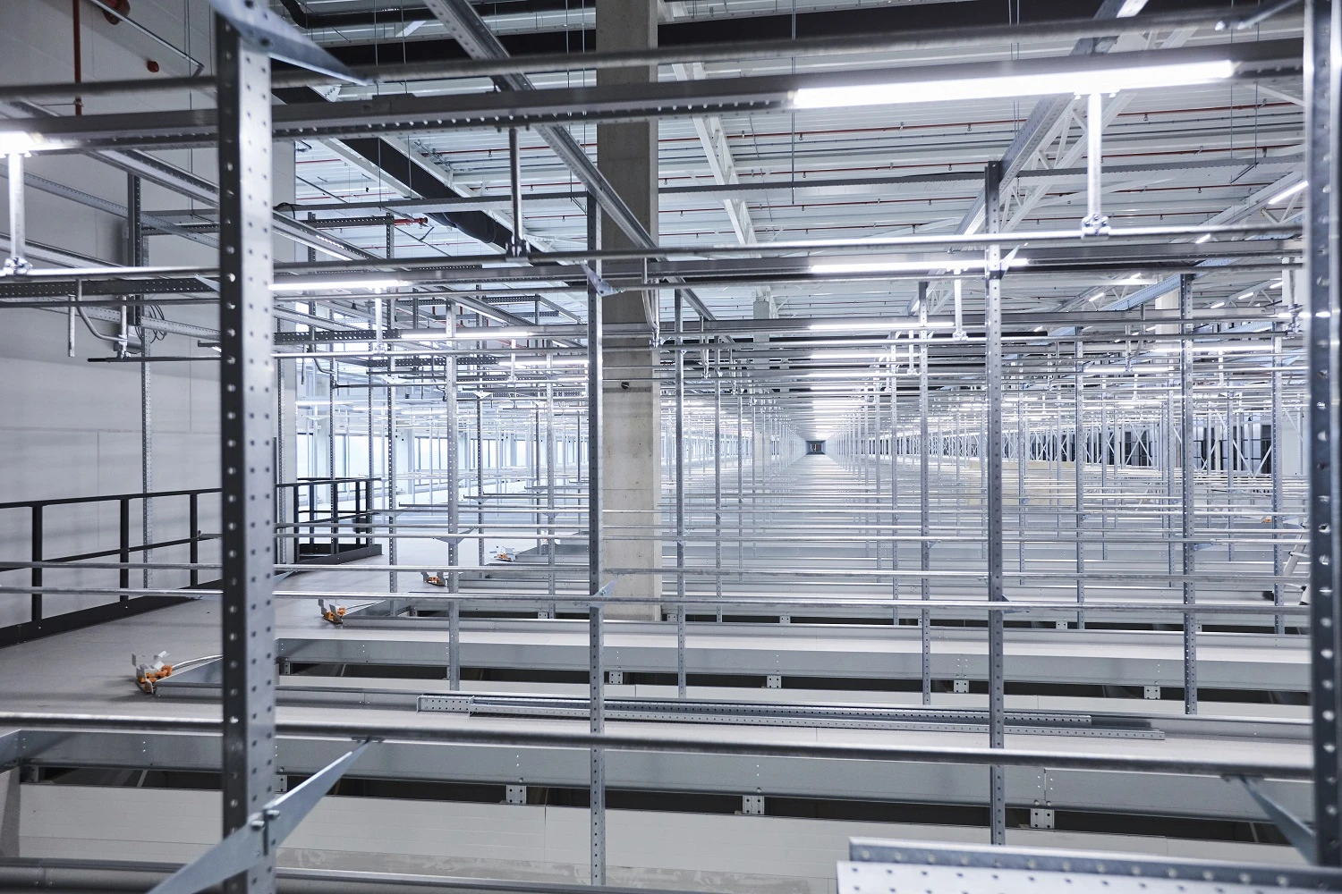 Wehkamp Distribution Centre Lighting Magnus Distribution Centre